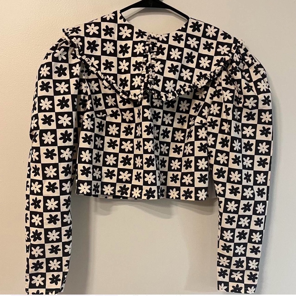 Lisa Says Gah Printed Crew Neck Crop Top